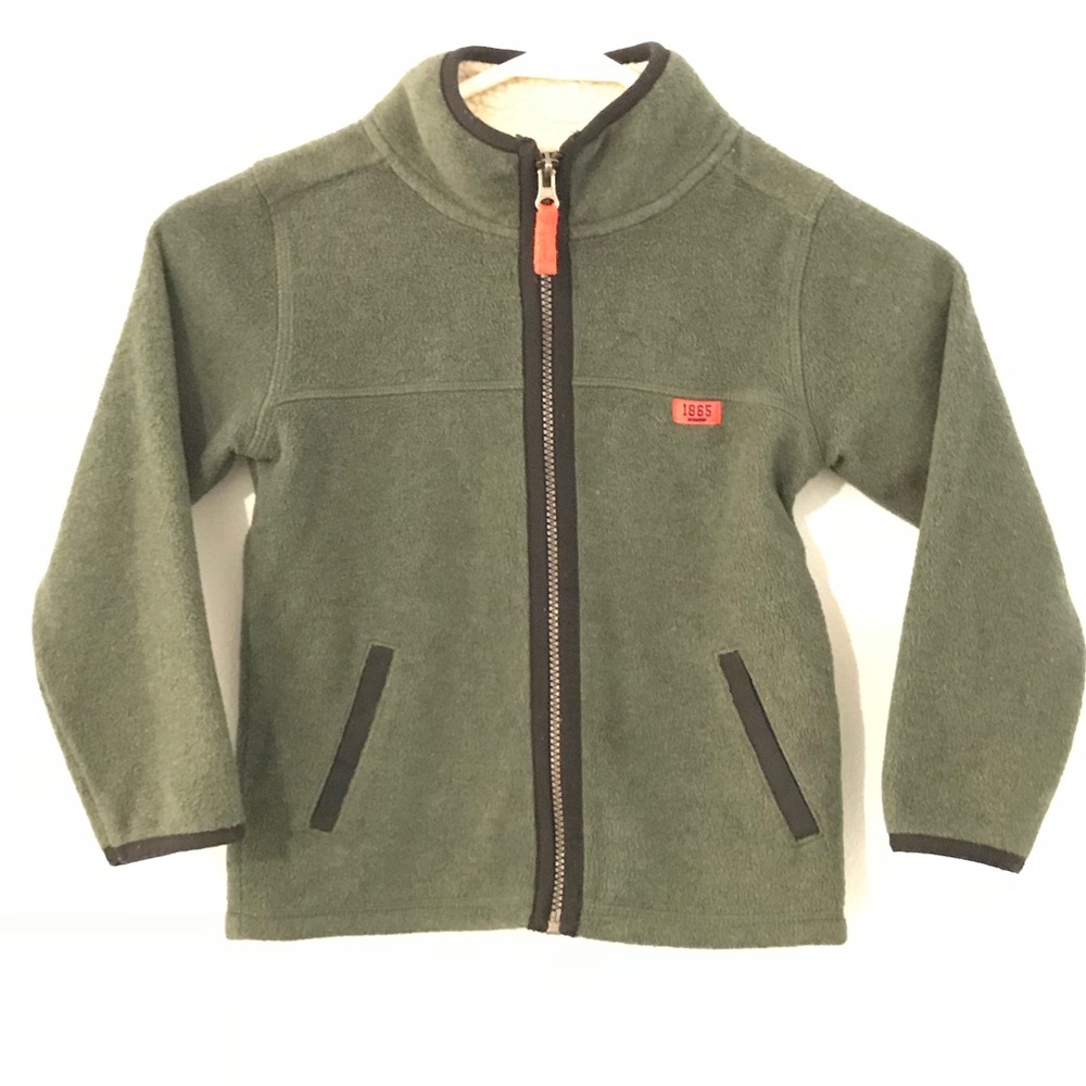 Carter’s size 4 fleece jacket